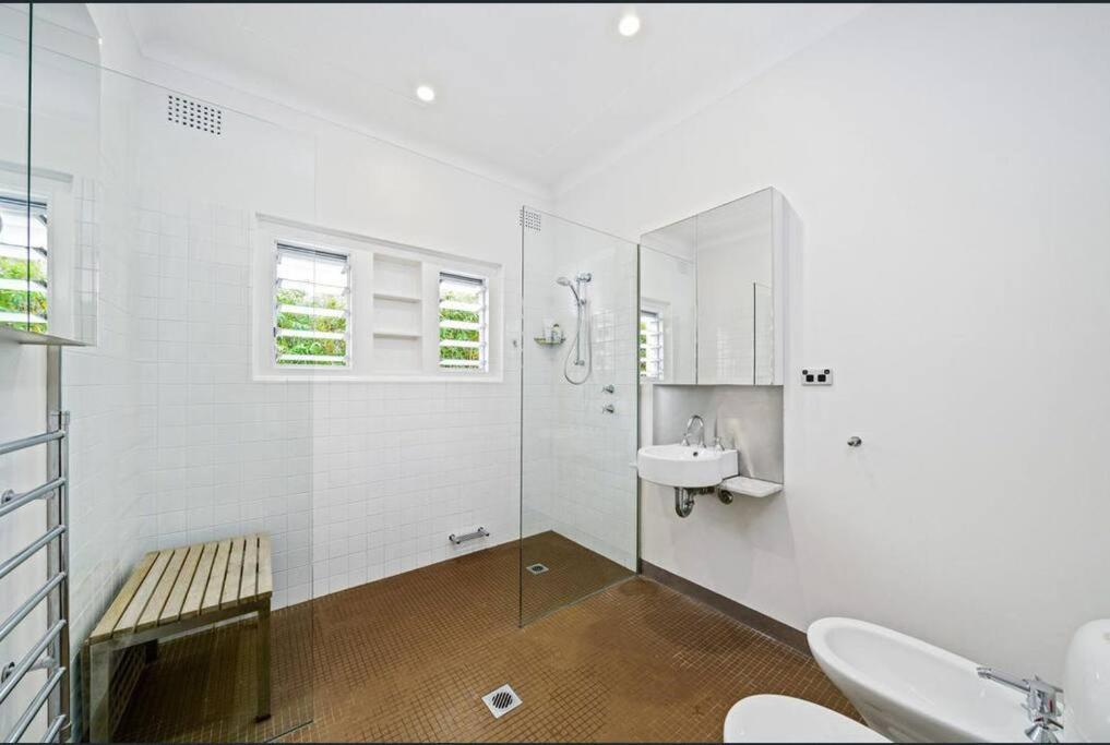 Oceanfront Dreamscape In Vaucluse Sydney! Holiday home